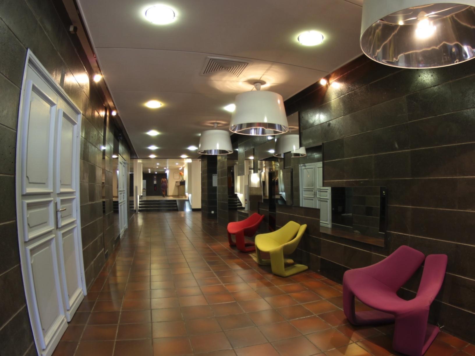 Hotel Le Saint Denis Экстерьер фото