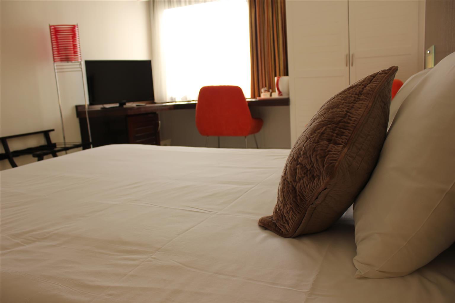 Hotel Le Saint Denis Экстерьер фото